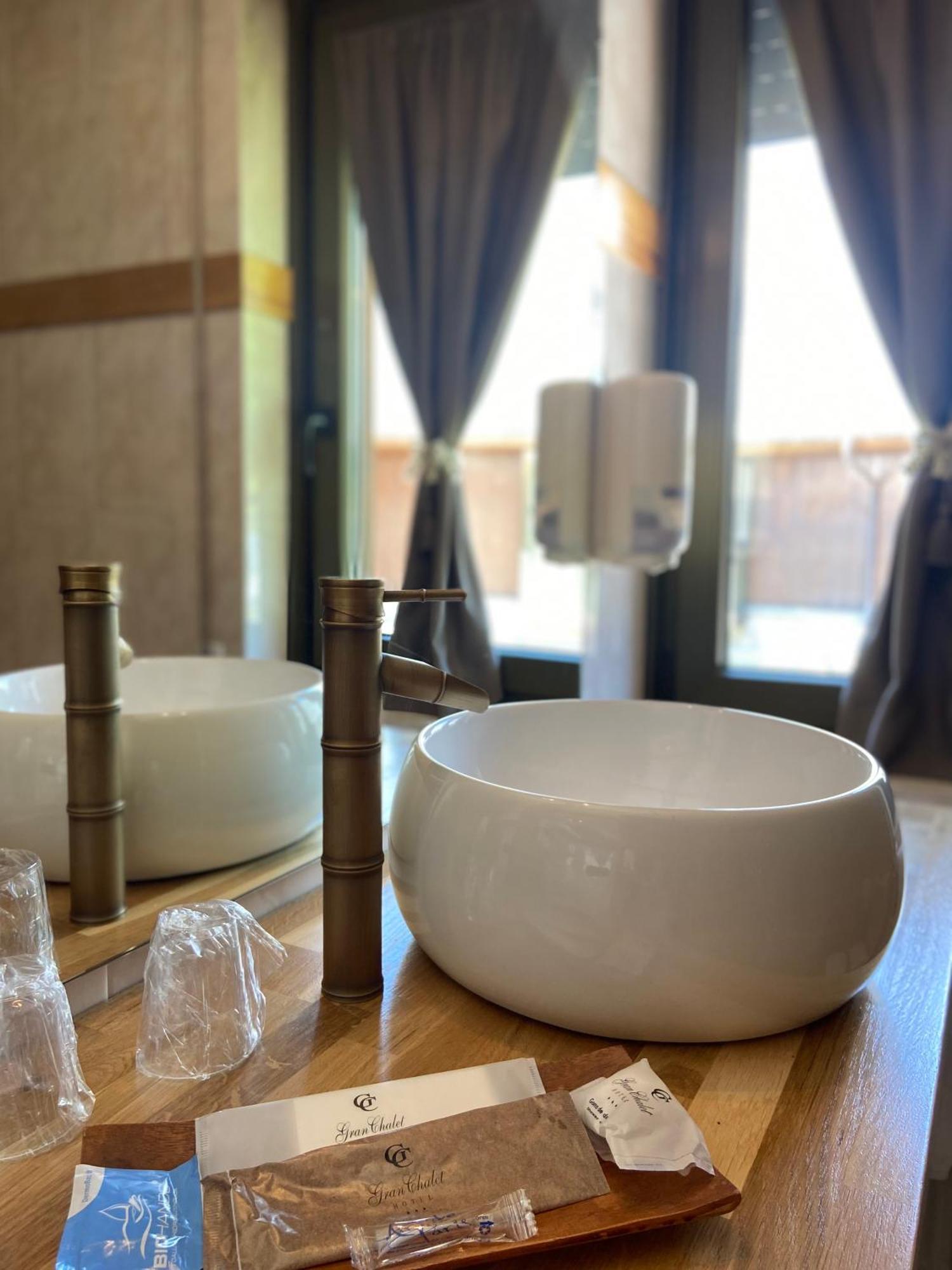 Gran Chalet Hotel & Petit Spa Vielha Quarto foto