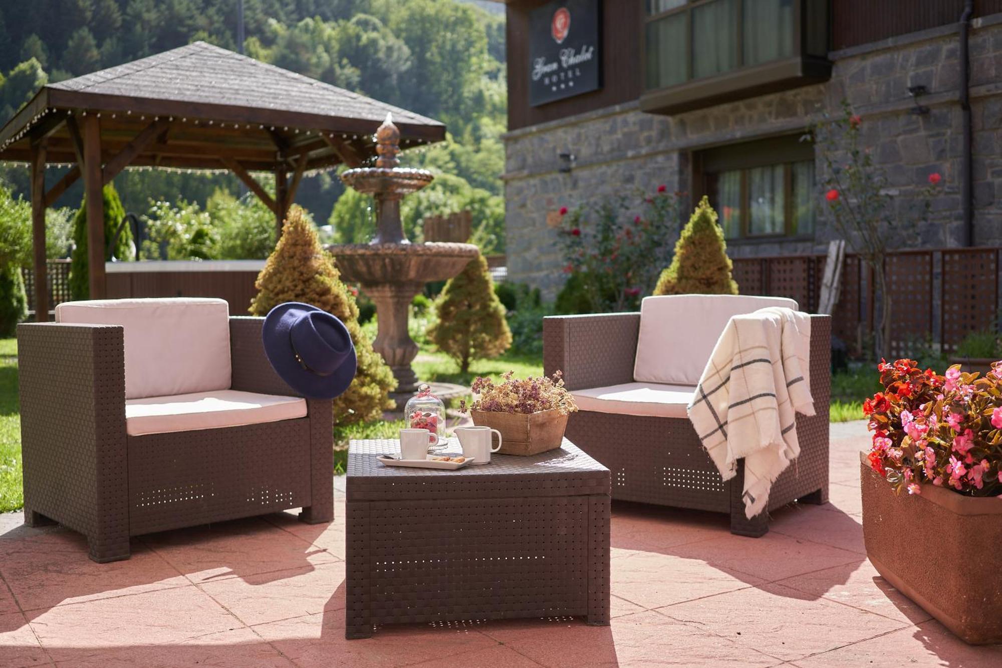 Gran Chalet Hotel & Petit Spa Vielha Exterior foto
